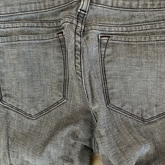 Women’s 25 Gray J Brand Jeans - Picture 7 of 7